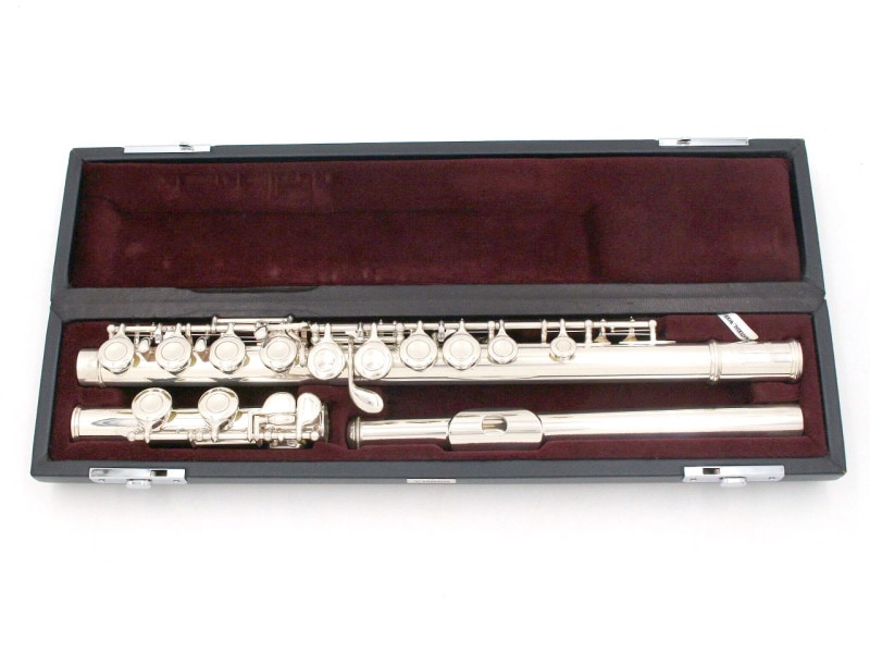 全タンポ＆ヘッド・コルク交換済　フルート　頭部管銀製　ヤマハ　YFL-31 全タンポ＆ヘッド・コルク交換済 フルート 頭部管銀製 ヤマハ YFL-31