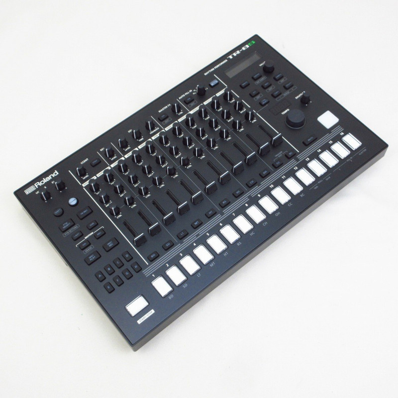 Roland TR-8S 超美品 完動品 AIRAシリーズ ドラムマシン Roland AIRA TR-8S Rhythm Performer｜ミュージックランドKEY