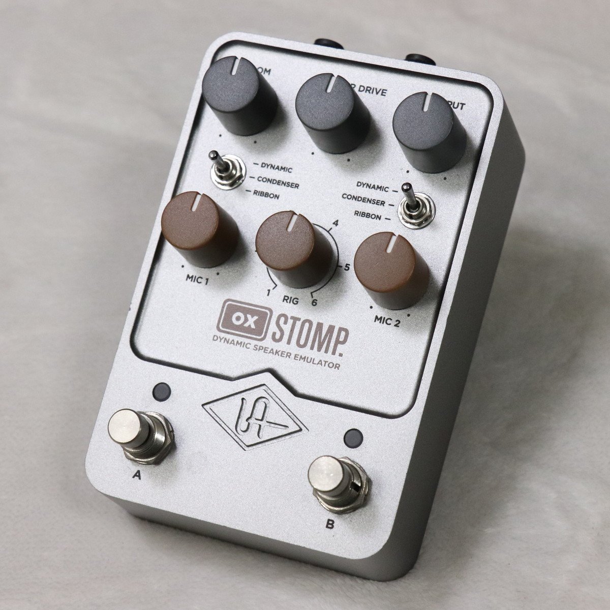 【新品同様】UAFX ox stomp 中古】Universal Audio / UAFX OX Stomp Dynamic Speaker Emulator