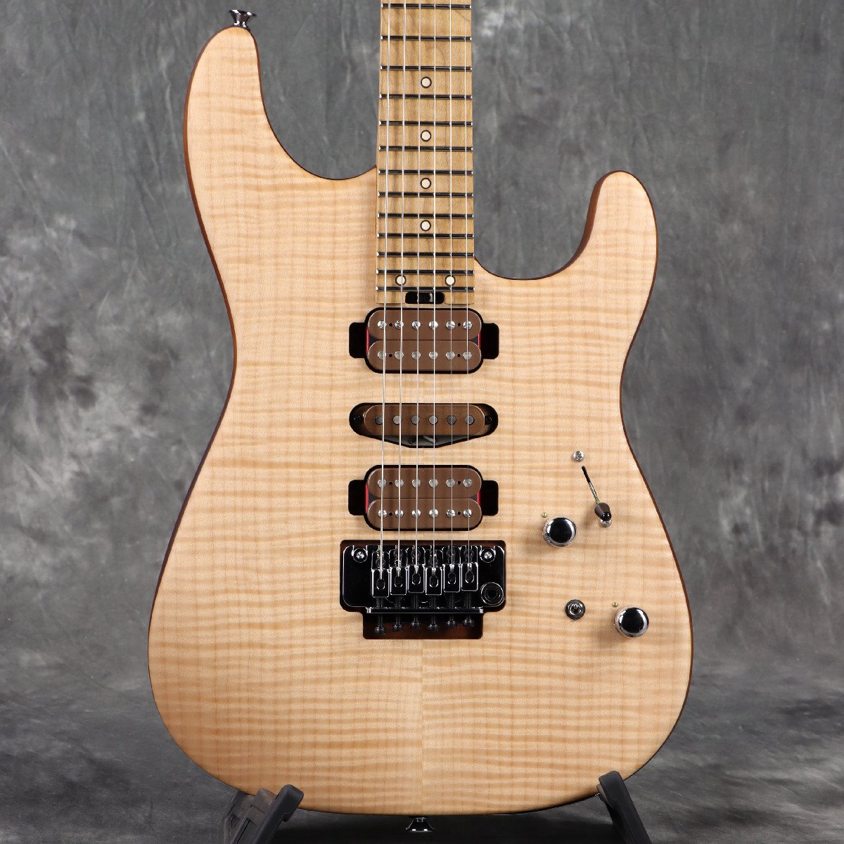 Charvel / Guthrie Govan Signature HSH Flame Maple Natural ガスリー