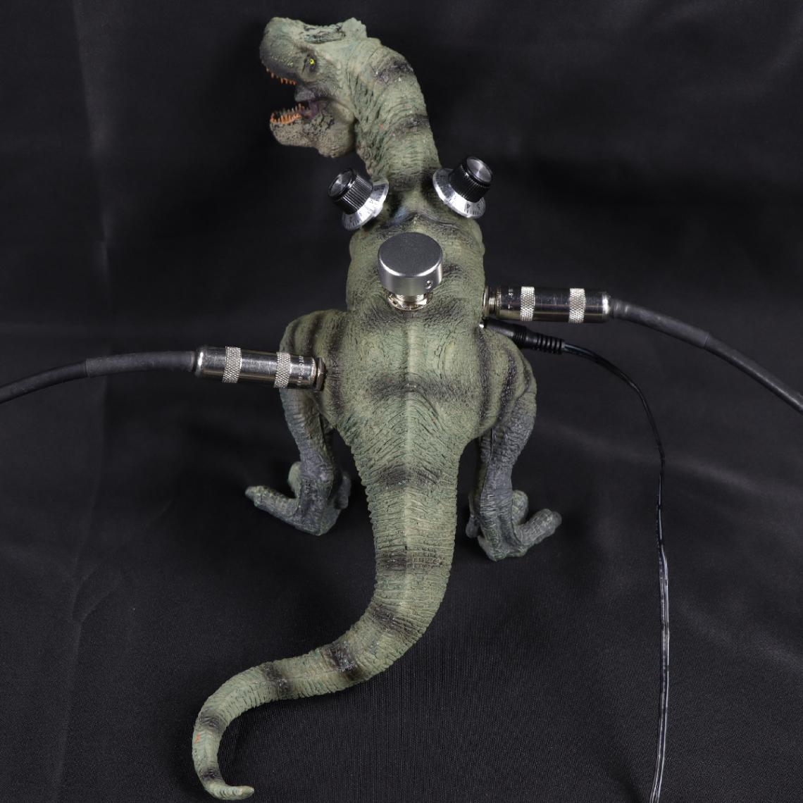 Dinosauria Effector / T-REX BASS DRIVE ベース用オーバードライブ