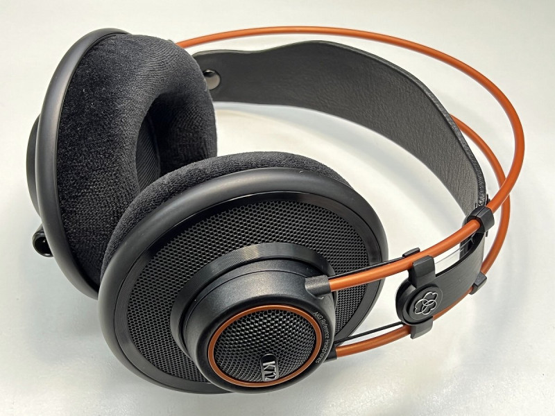 ［AKG（アーカーゲー）］k712 pro-y3 AKG エーケージー (アーカーゲー) / K712 PRO-Y3 モニターヘッドホン