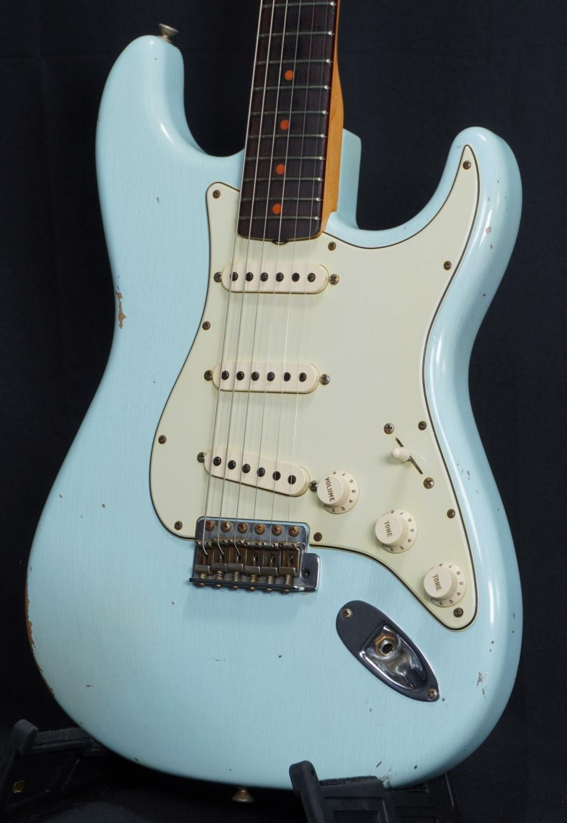 中古】Fender Custom Shop / 1962 Staratocaster Relic Sonic Blue
