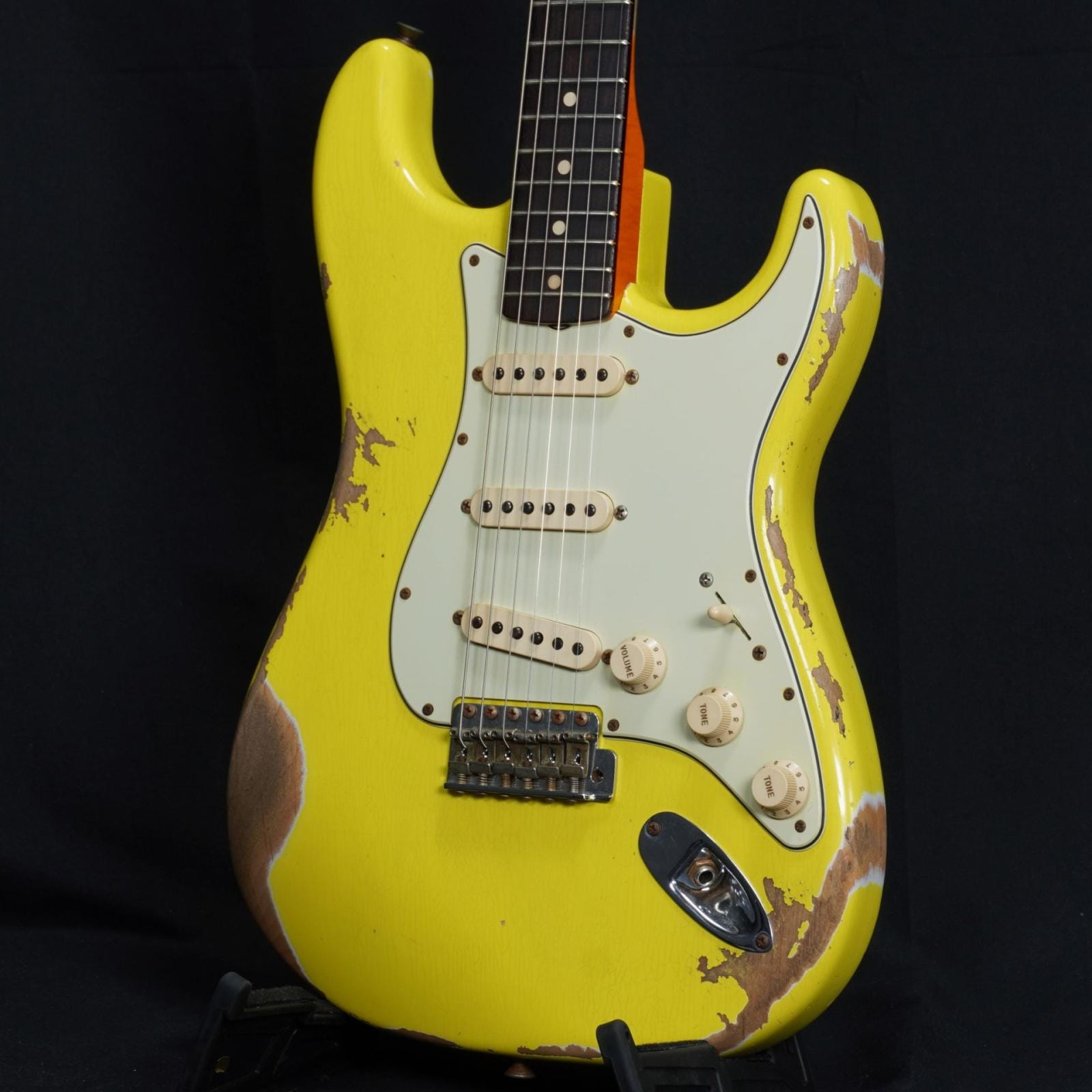 中古】Fender Custom Shop / 1961 Stratocaster Relic Graffiti Yellow