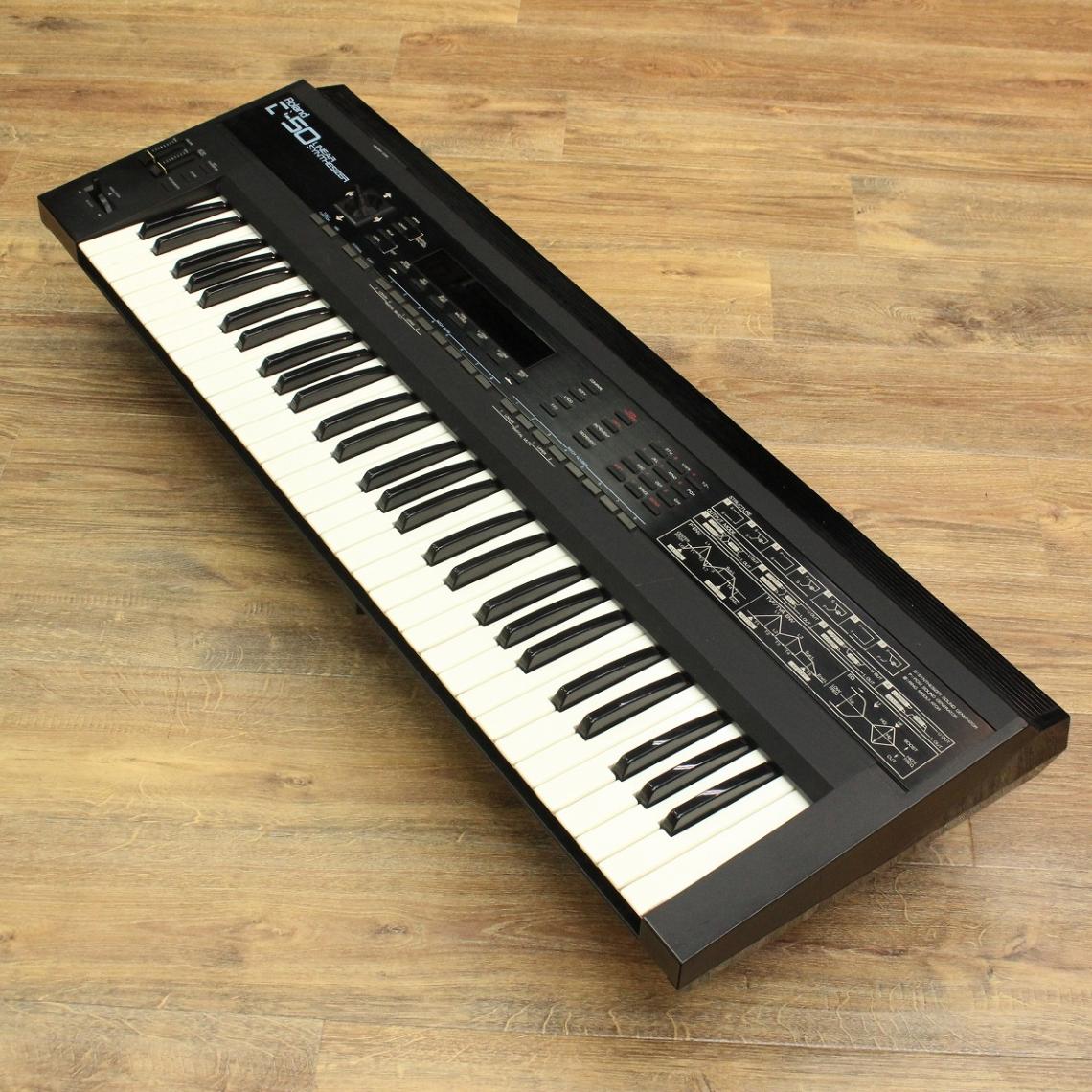 ローランド　D-50　オーナーズ　マニュアル付き　シンセサイザー　電子　キーボード　ROLAND　D50 中古】 ROLAND / D-50 【キーボードマート新宿】【新宿店】【12/18