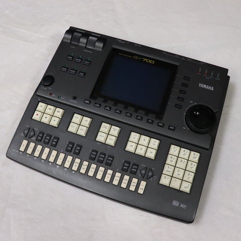 【中古】YAMAHA / QY700 【SN PM01038】 【梅田店】【値下げ】【梅田限定！4月26日までのタイム・セール】