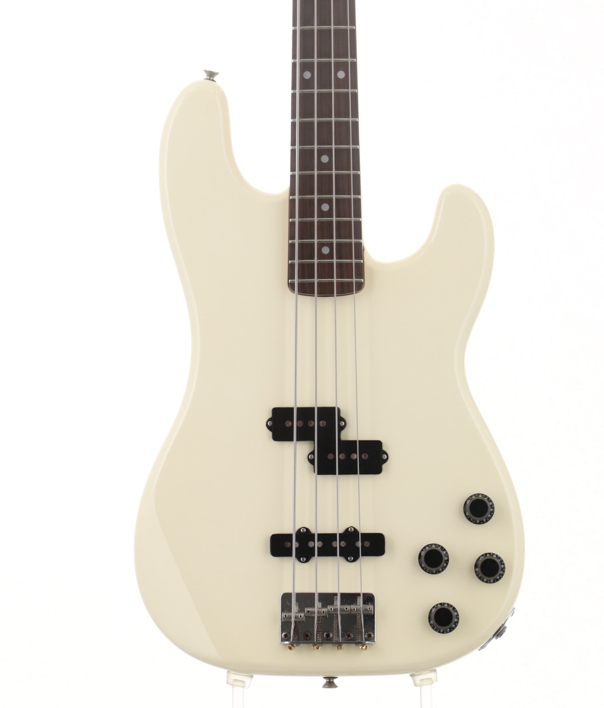 Fender Japan エレキベース 4弦 アイボリー 中古品 Fender Japan エレキベース 4弦 アイボリー 中古品 Fender Japan