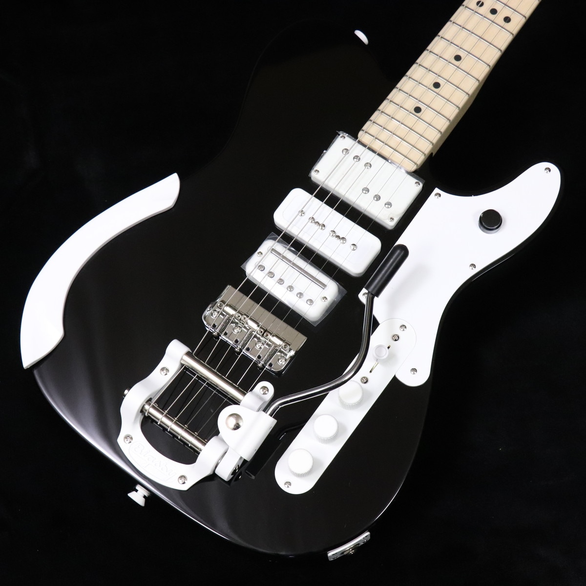 900 (エレキギター × 360,000円〜609,999円 × FENDER)の検索結果