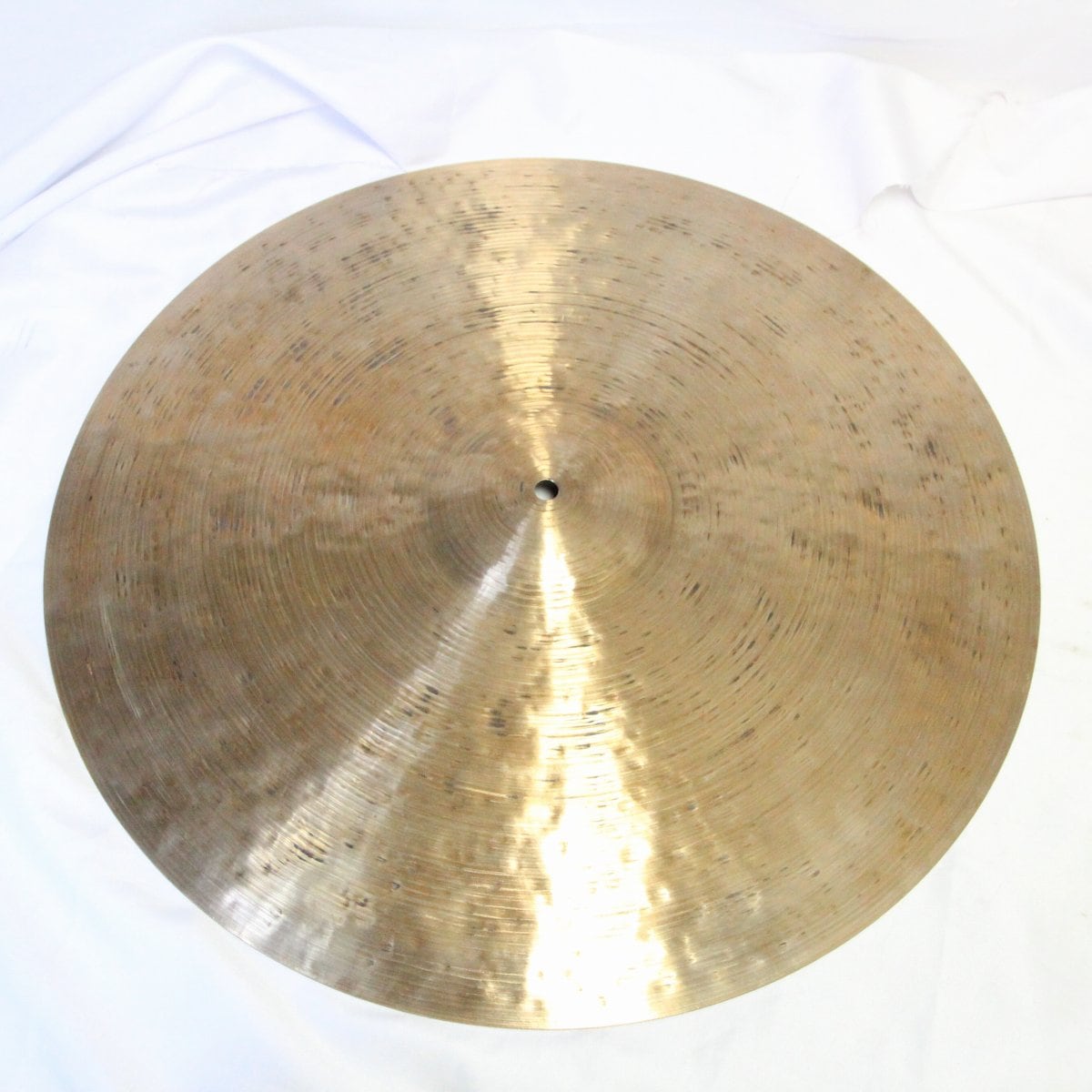 ISTANBUL / AGOP 30th Anniversary Series 22インチ MEDIUM RIDE 2496g 