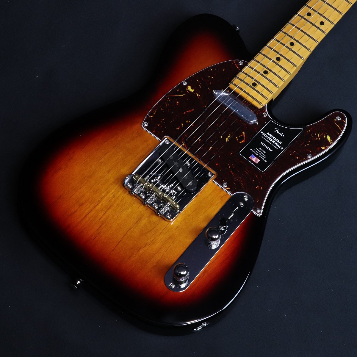 [特典付き]Fender/ American Professional II Telecaster Maple Fingerboard 3-Color Sunburst 【S/N:US25088757】【3.49kg】【横浜店】