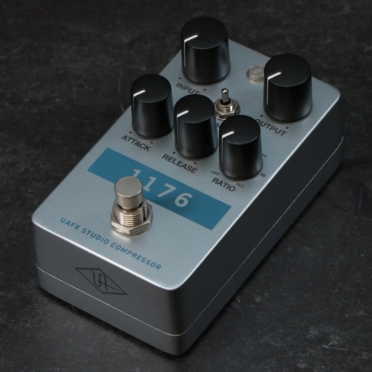 universal audio 2-1176  中古品 universal audio 2-1176 中古品 Universal Audio 1176 コンプレッサー