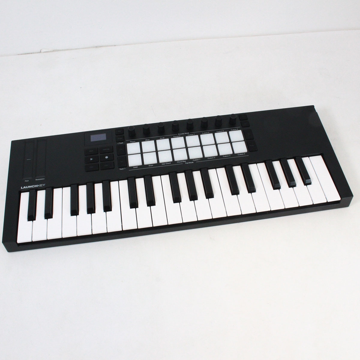 Novation LaunchKey mini mk4 37　未使用　おまけ付き Novation Launchkey Mini 37 MK4 – United States