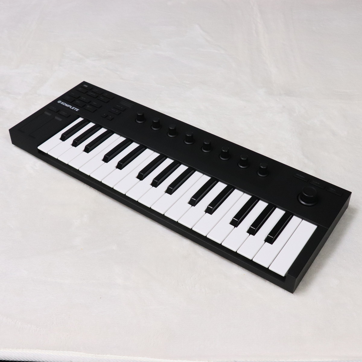 Native Instruments ネイティブインストゥルメンツ / KOMPLETE KONTROL