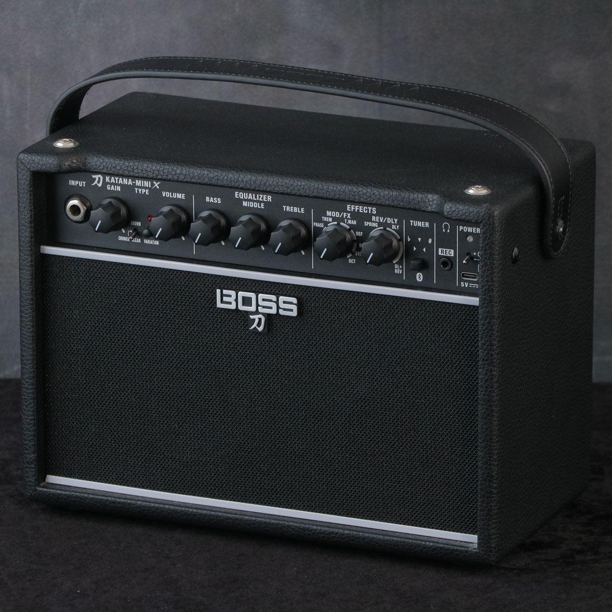 BOSS katana mini x 中古アンプ 中古】 BOSS / KATANA－MINI X 【御茶ノ水本店】 | コンボアンプ