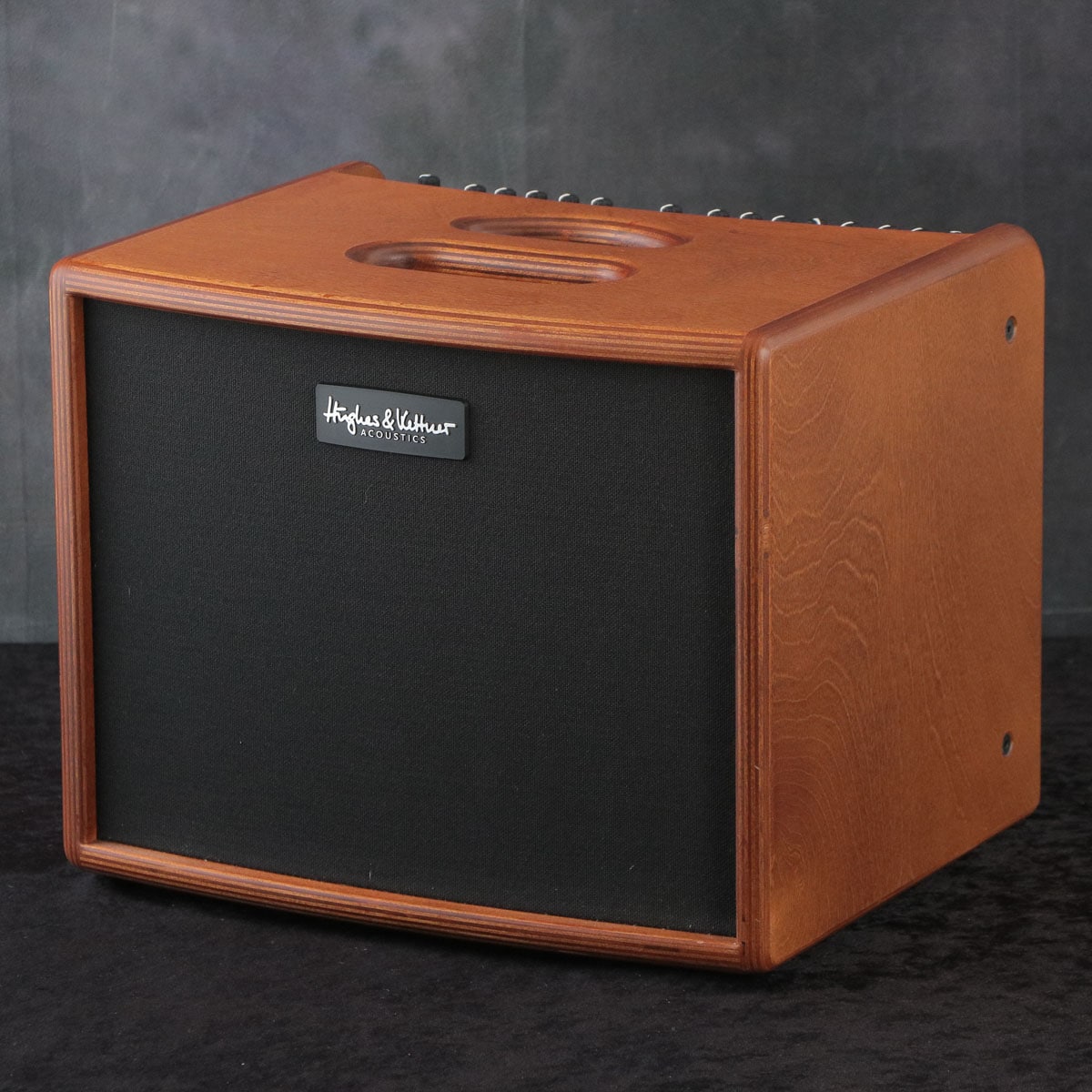 アコギアンプの最高峰 Hughes＆Kettner era1 ギターアンプ