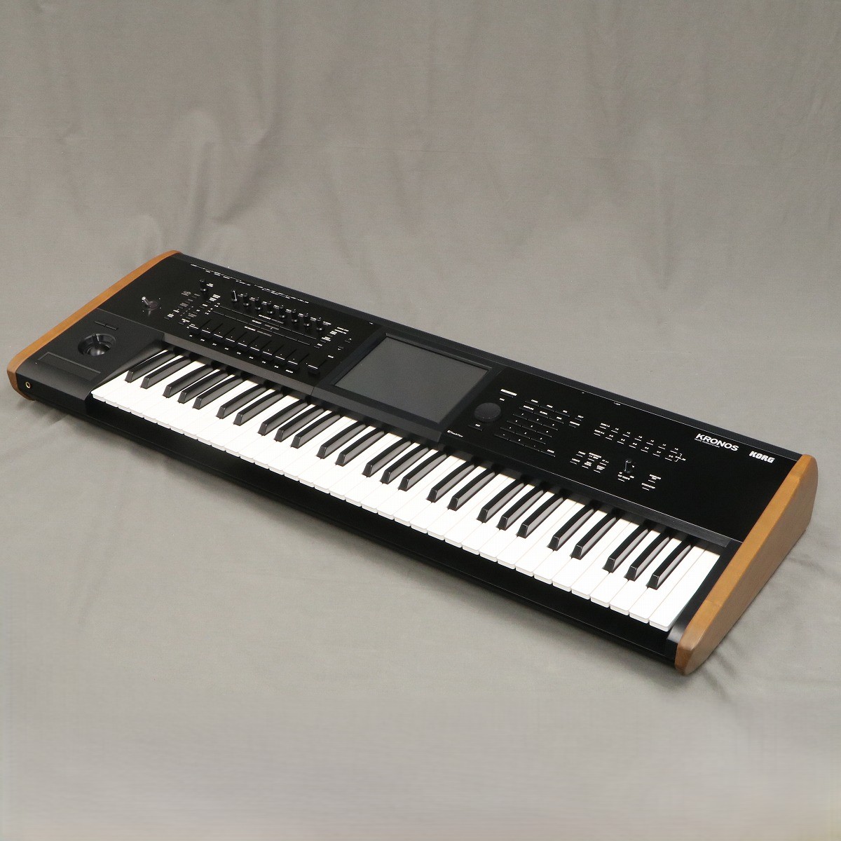 KRONOS 2 61 (シンセサイザー・キーボード)の検索結果 | ギター