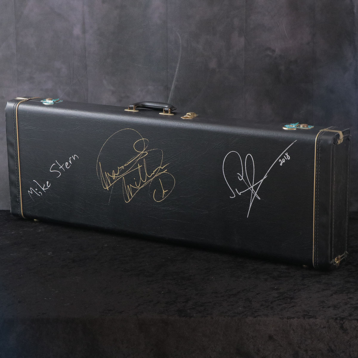 中古】 MUSICMAN / HARD CASE 【御茶ノ水本店】【値下げ】 | エレキ