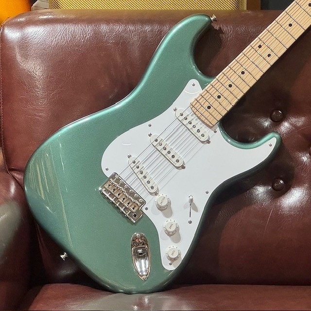 中古】Fender Custom Shop / MBS Eric Clapton Stratocaster Almond