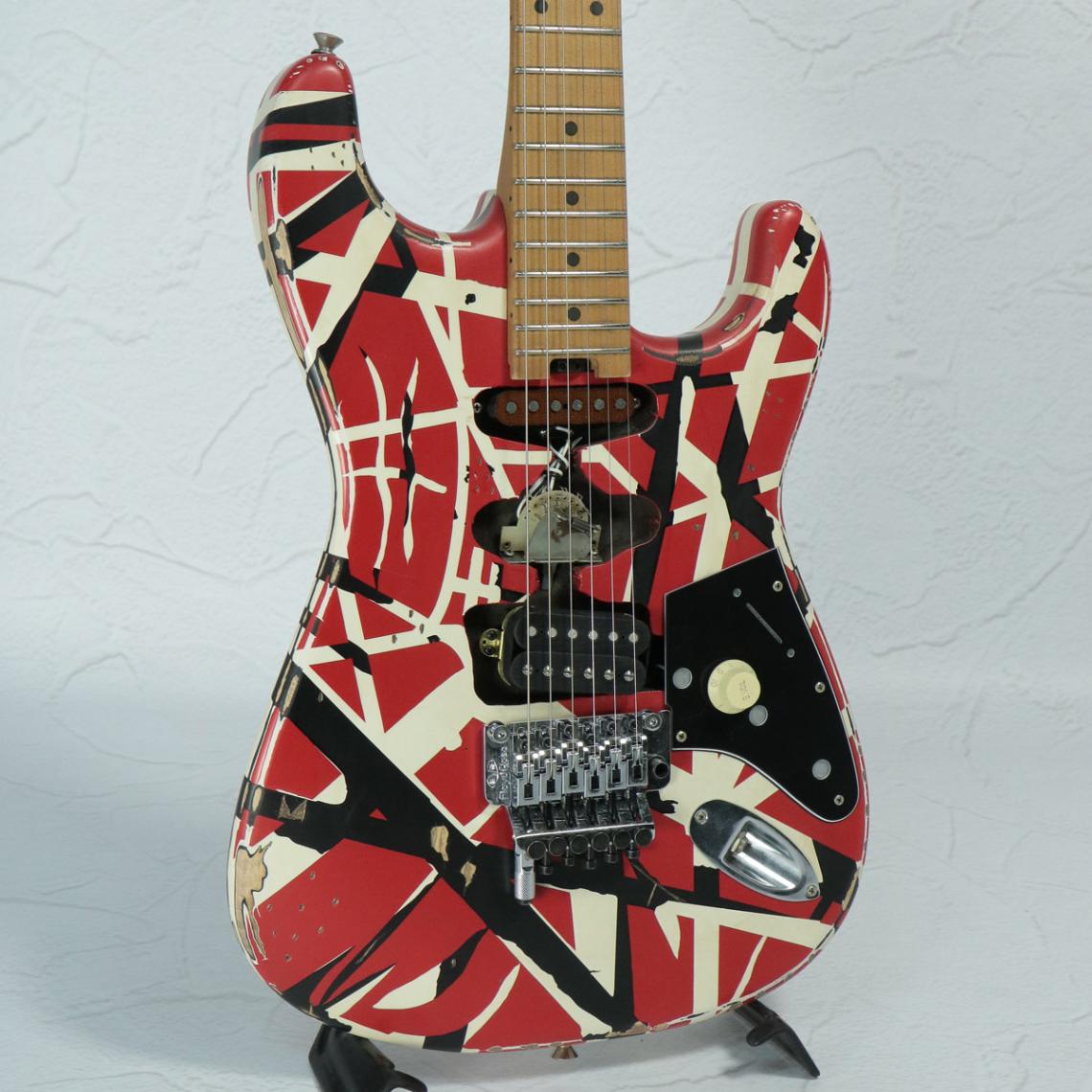 EVH / Striped Series Frankie Red/White/Black Relic 【S/N EVH2401179】【アウトレット特価】【名古屋栄店】