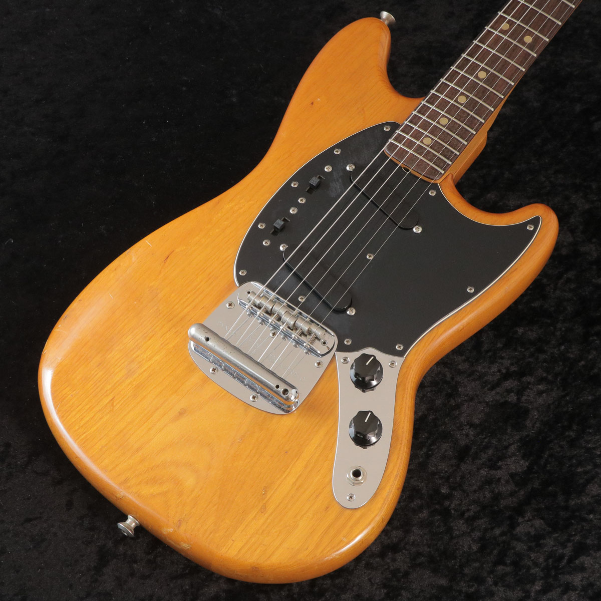 中古】FENDER USA / 1977 MUSTANG Natural 【御茶ノ水本店