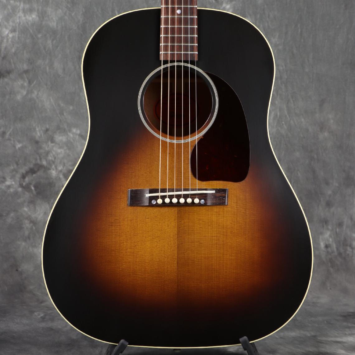 Gibson Custom / Historic Collection 1942 Banner J-45 Vintage