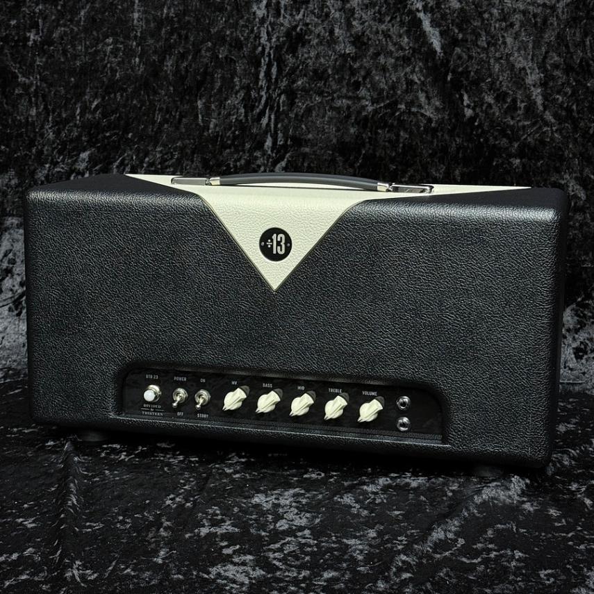 Divided By 13 / BTR 23 Black Bronco with Ivory Bronco(V) 【新宿店】