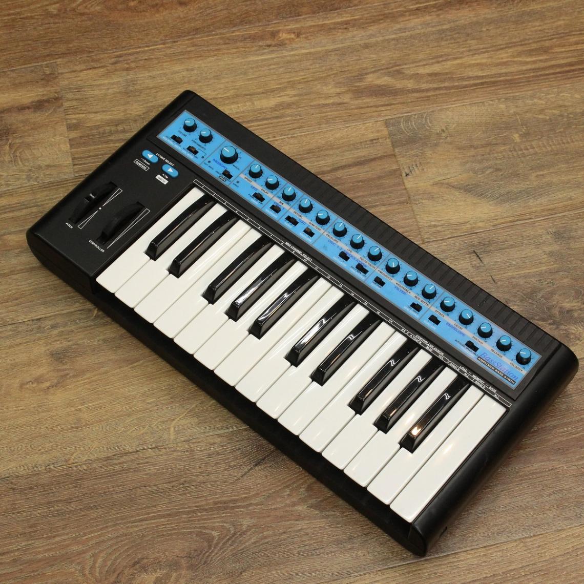中古】 NOVATION / BASS STATION 【キーボードマート新宿】【新宿店