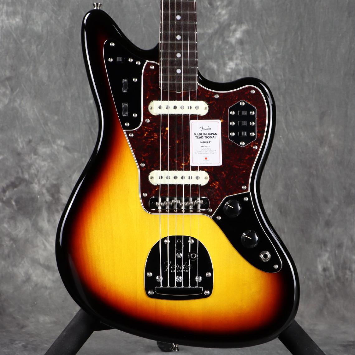 Fender / Made in Japan Traditional 60s Jaguar Rosewood Fingerboard 3-Color Sunburst フェンダー【3.43kg】[S/N JD25027116]