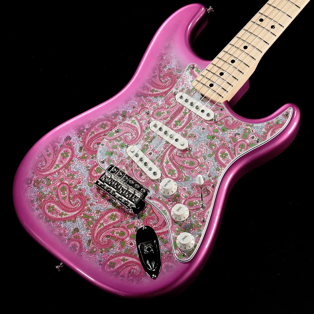 Fender / Made in Japan Limited Stratocaster Maple Fingerboard Pink