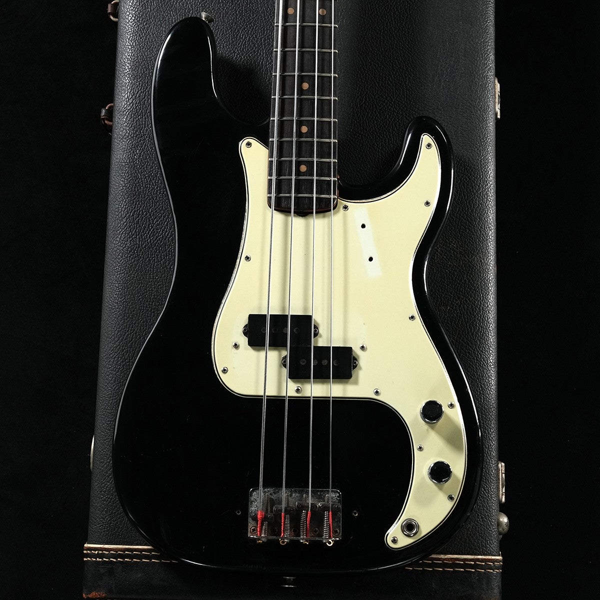 fender プレシジョンベース　極美品　ジャパンヴィンテージ　指板ブラック化 Vintage】FENDER / 1963 Precision Bass Black Refinish 【渋谷店