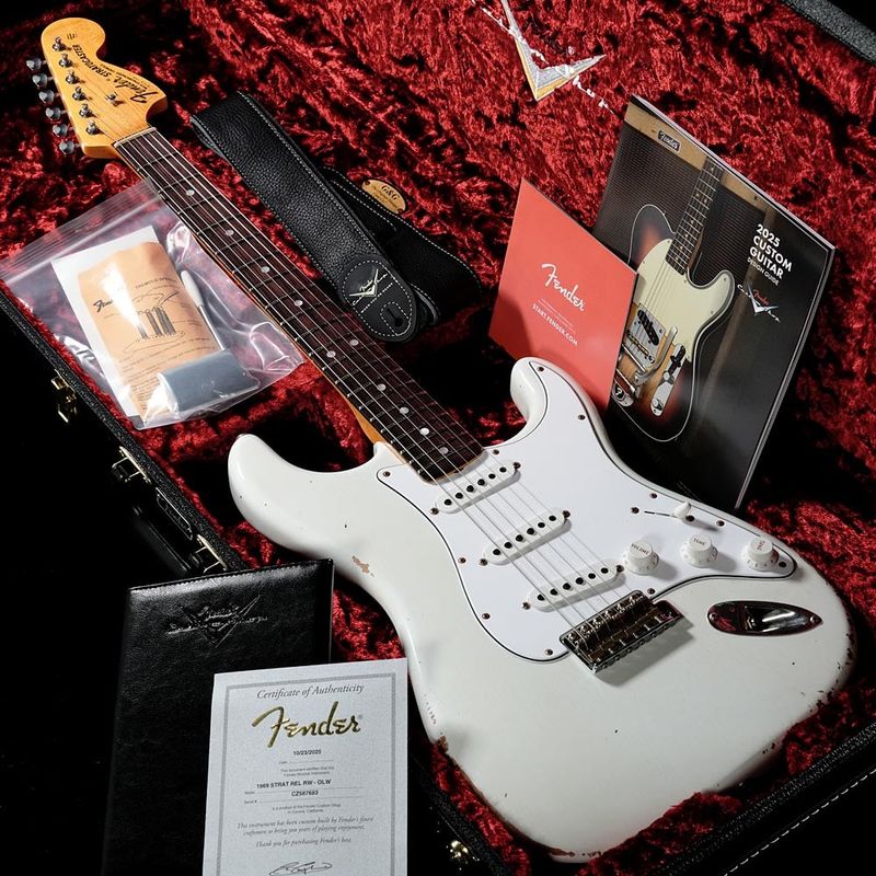 OlympicWhite Stratocaster レリック ギター Fender Custom Shop / Custom Built 1969 Stratocaster Relic Olympic