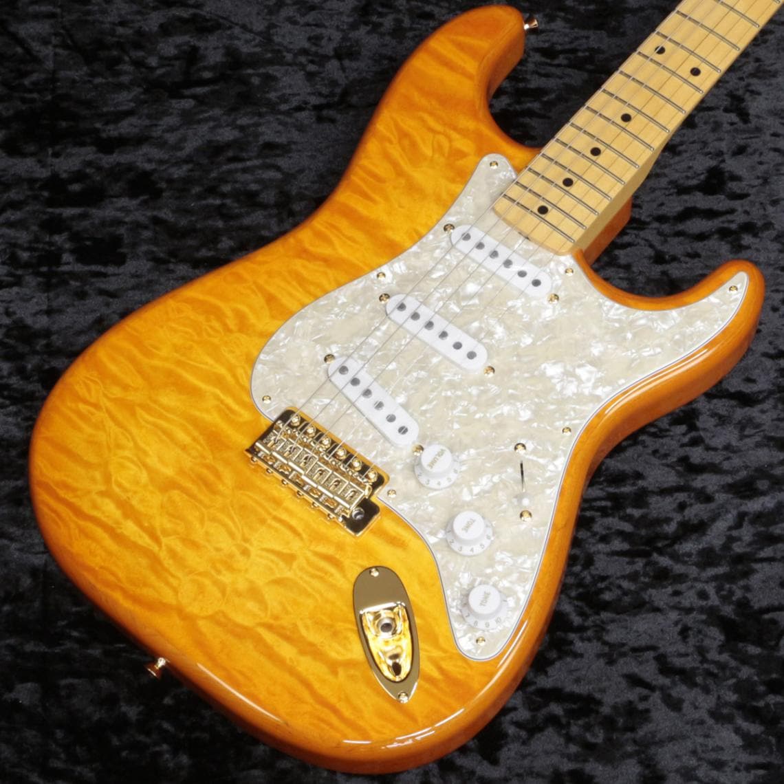 ストラトキャスタータイプ × FENDER MADE IN JAPAN × サンバースト)の