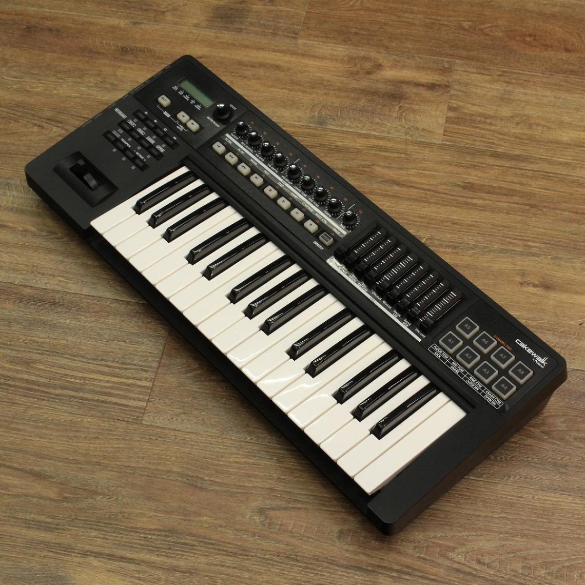 中古】 ROLAND / A-300PRO 【キーボードマート新宿】【新宿店】 | MIDI
