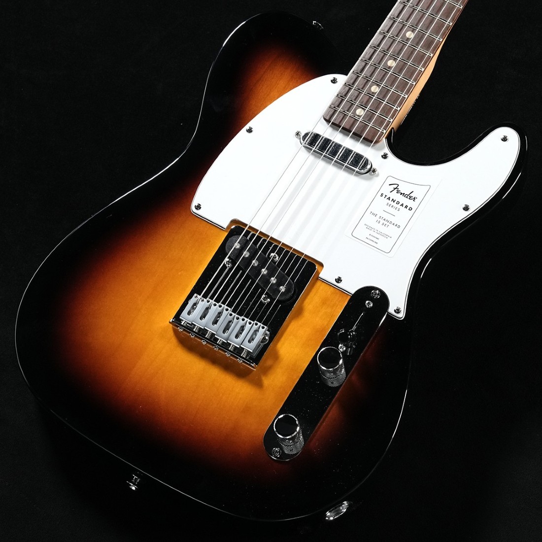 Fender / Standard Telecaster Laurel White Pickguard 3-Color Sunburst【B級アウトレット品】(重量:3.59kg)【S/N:ISFJ24000389】【渋谷店】