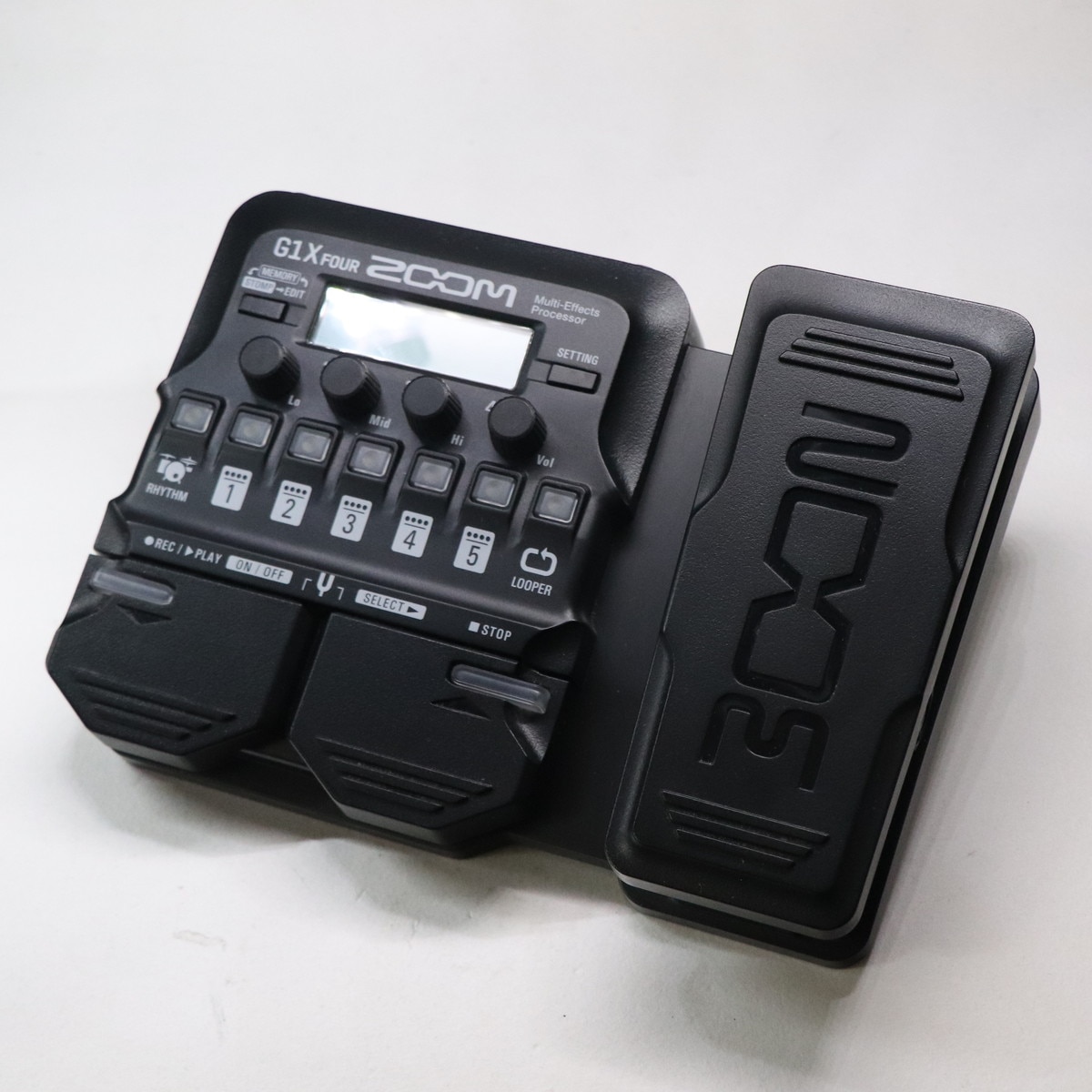 中古】ZOOM / G1X Four Guitar Multi-Effects Processor 【梅田店