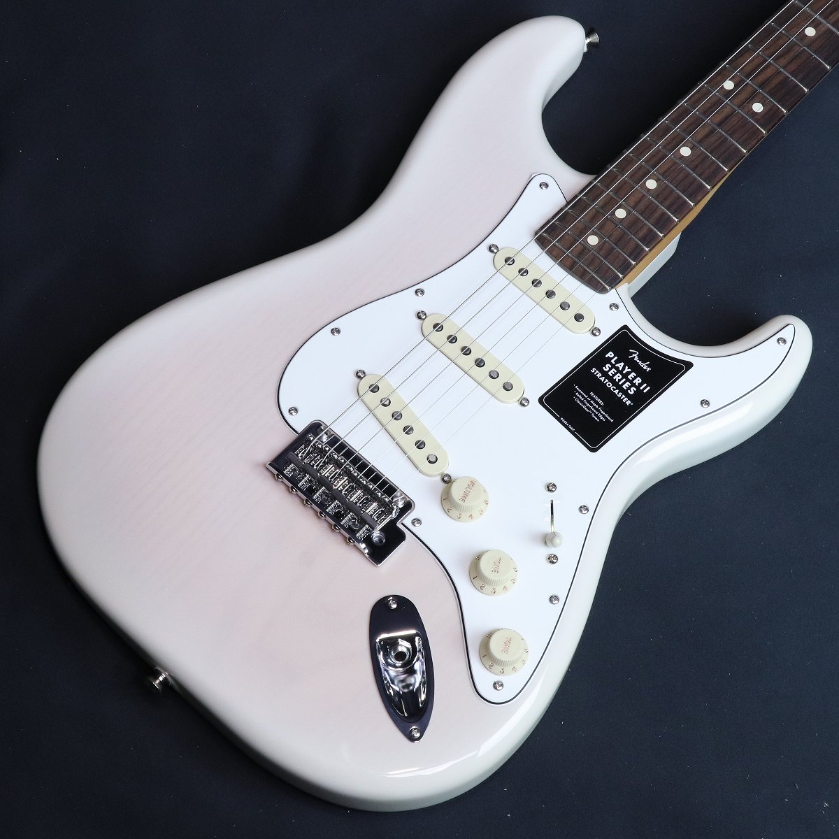Fender / Player II Stratocaster Rosewood Fingerboard White Blonde