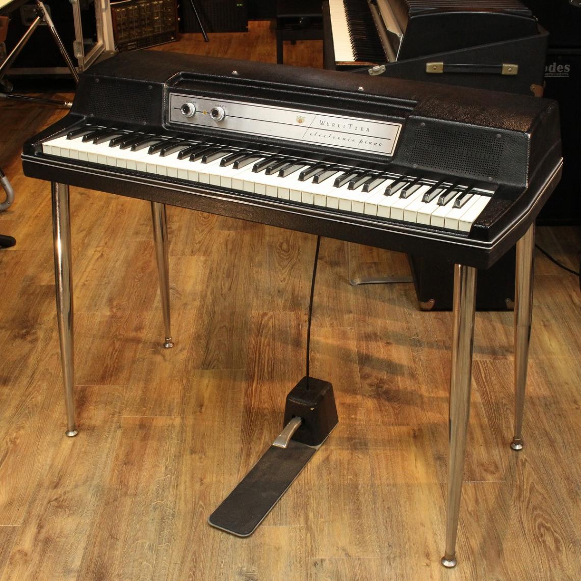 【中古】 WURLITZER / 200A 1977年製【S.114444L】 【送料別途お見積り】 【VINTAGE】 【キーボードマート新宿】【新宿店】