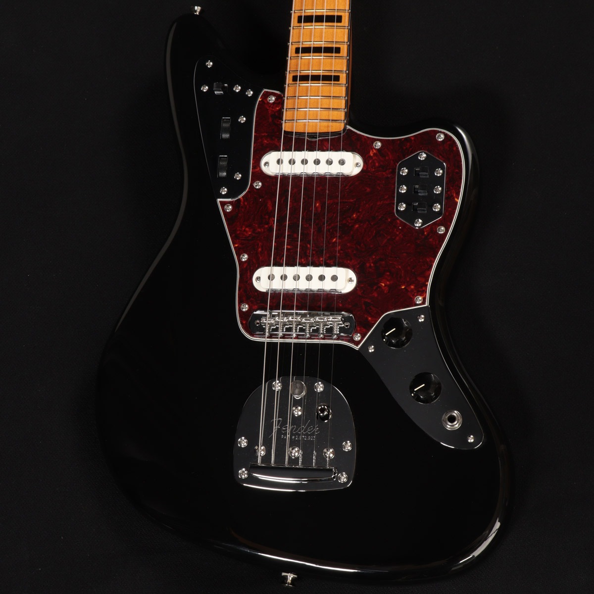 Fender / Vintera II 70s Jaguar Maple Fingerboard Black ≪S/N