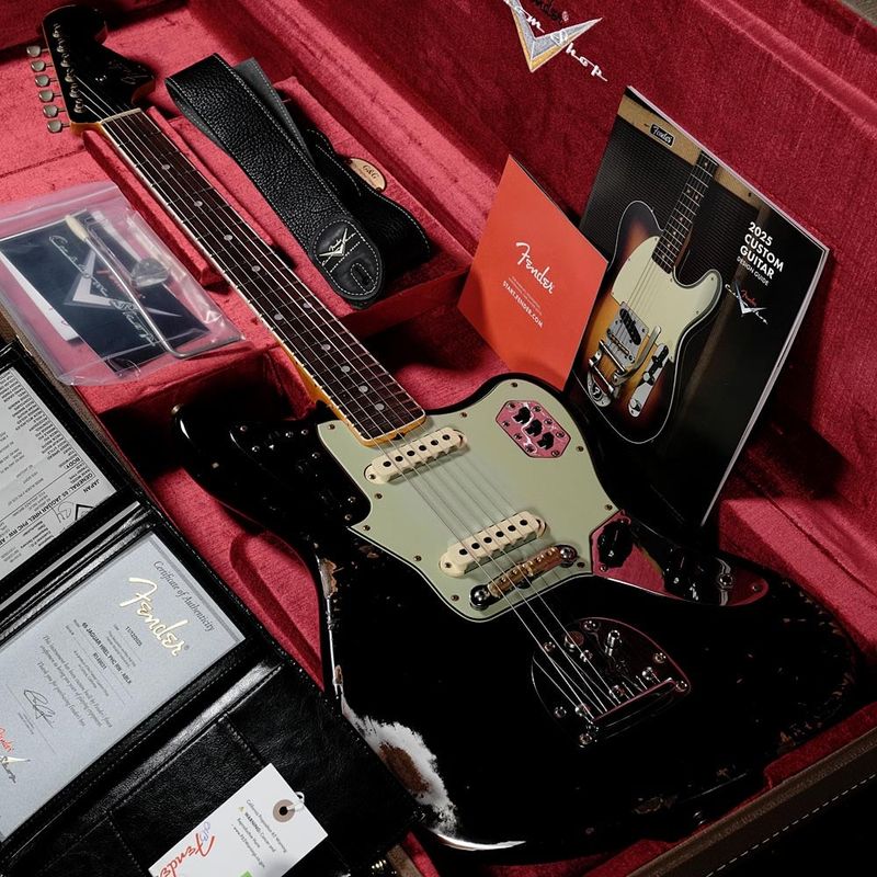 Fender Custom Shop / Custom Built 1965 Jaguar Heavy Relic Aged Black 別注仕様【渋谷店】[アウトレット]《FCSセール》