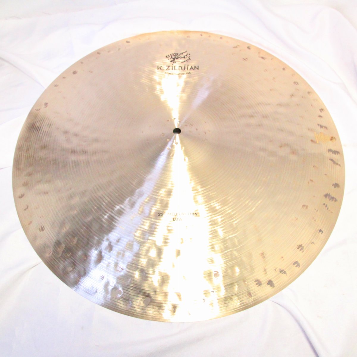 ZILDJIAN / K.CONSTANTINOPLE 22” Medium Thin Ride LOW 2494g 厳選品・ジルジャンサコッシュ付き【池袋店】