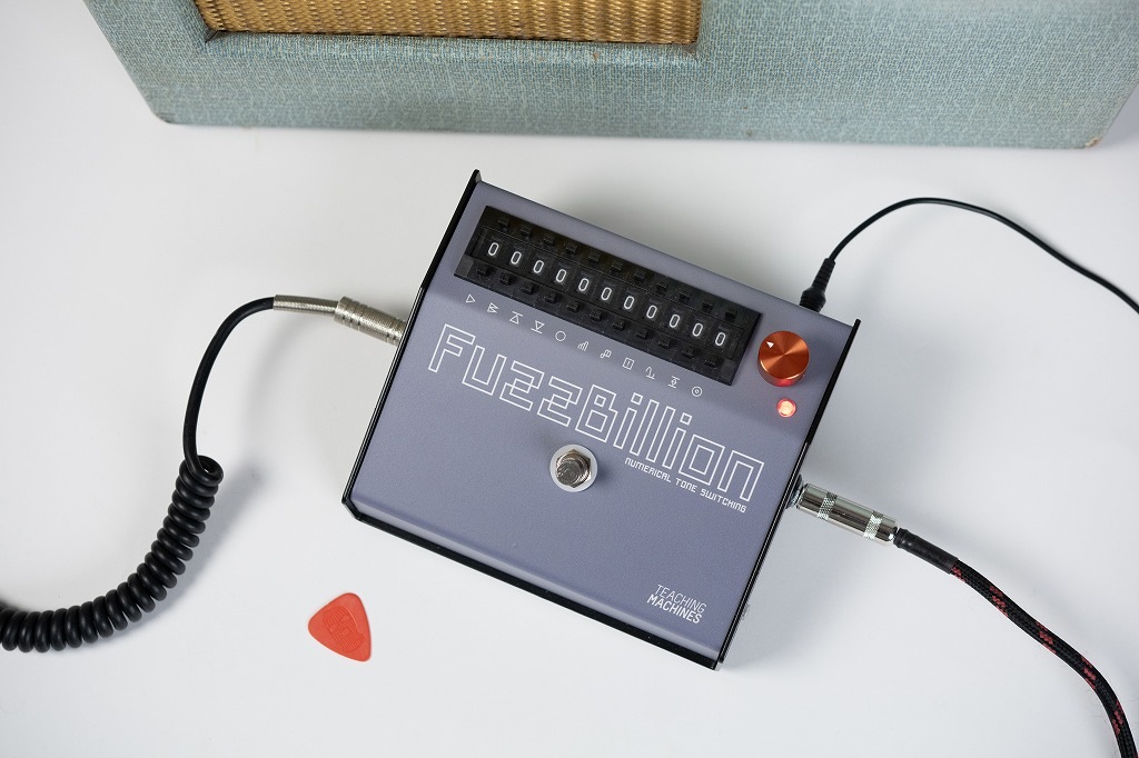 Teaching Machines ティーチングマシーンズ / FuzzBillion ファズ