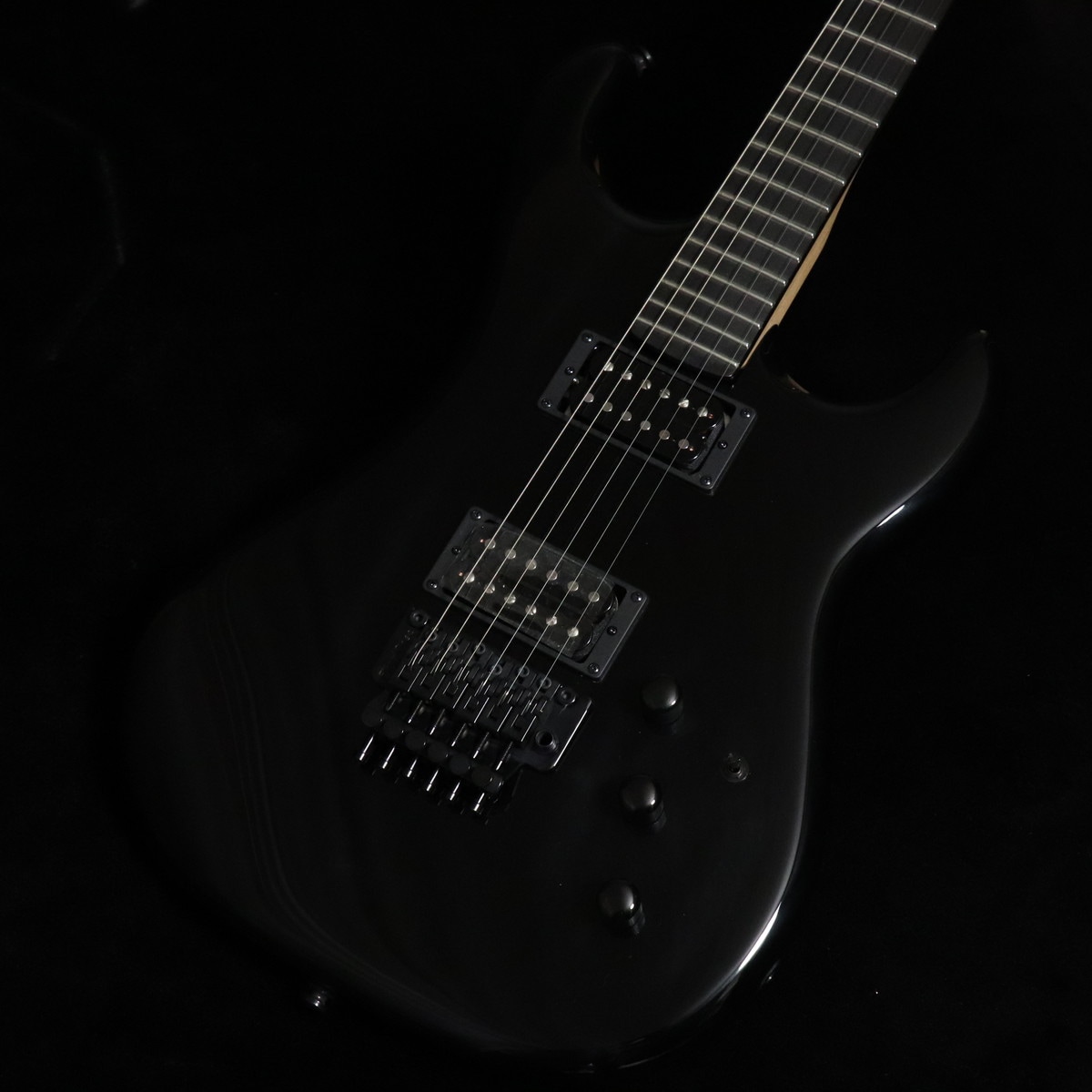 Kramer / Pacer Carrera W/GIGBAG Ebony 【梅田店】 | ストラト