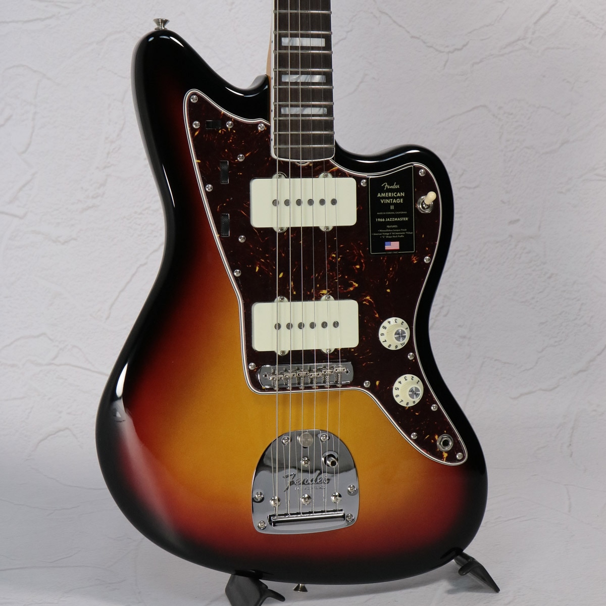 FENDER / American Vintage II 1966 Jazzmaster Rosewood 3-Color Sunburst 【S/N V2557142】【アウトレット特価】【名古屋栄店】