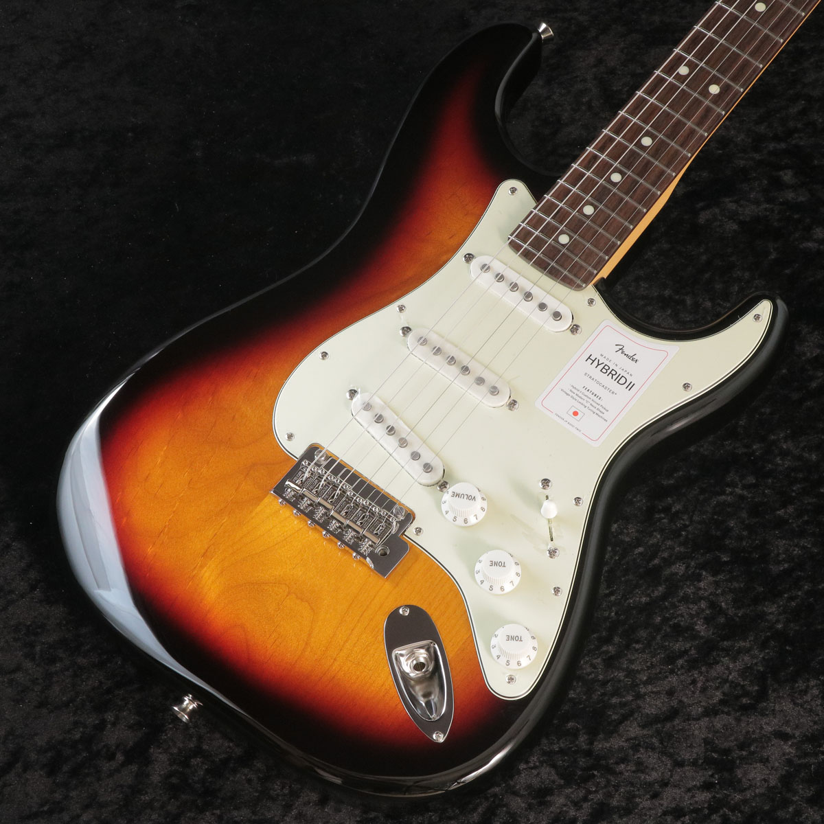 【週末セール！】エレキギター　Fender ストラトキャスター 純正ケース付 Fender (ストラトキャスタータイプ × 御茶ノ水本店)の検索結果