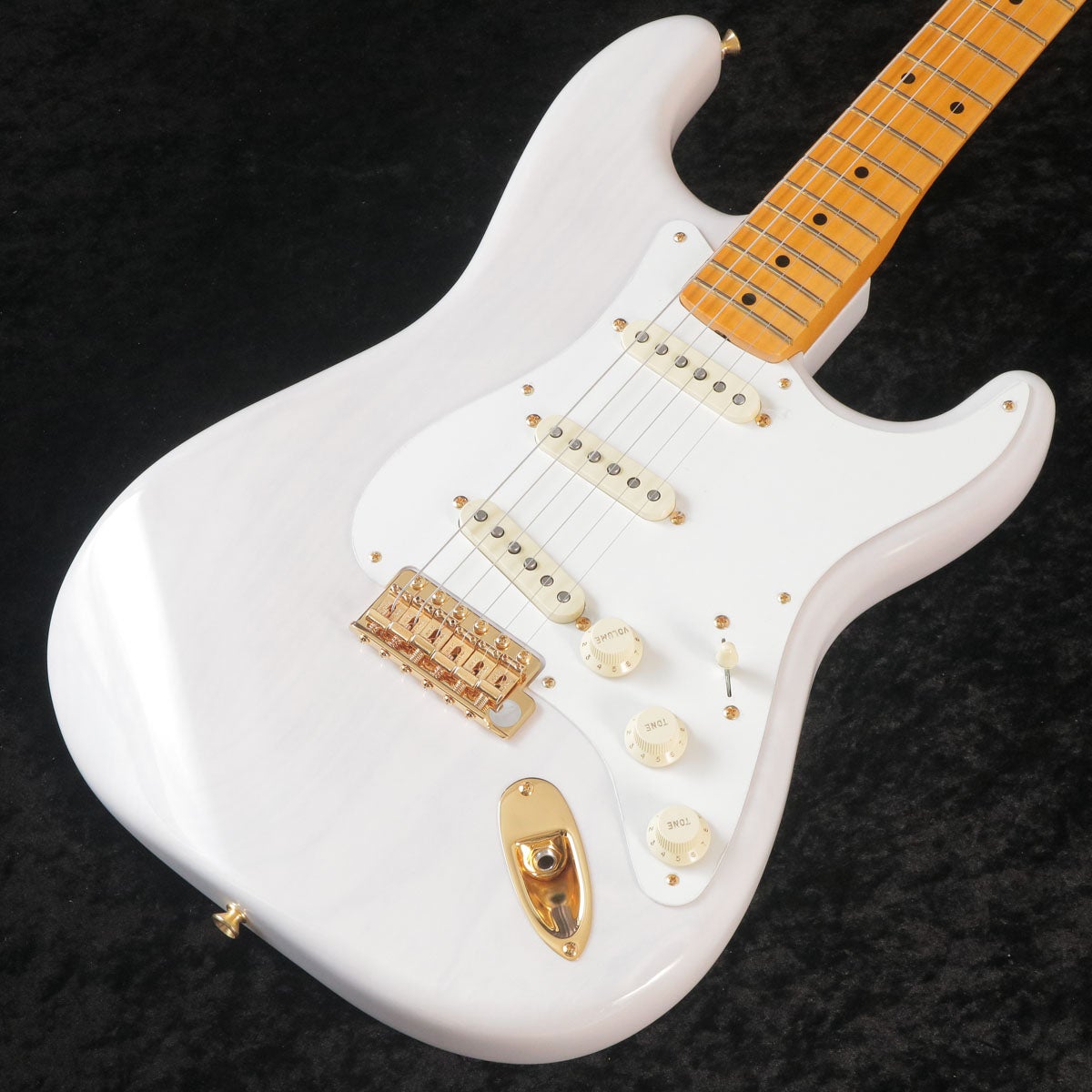 FENDER / LTD American Vintage II 1957 Stratocaster Flame Maple FB
