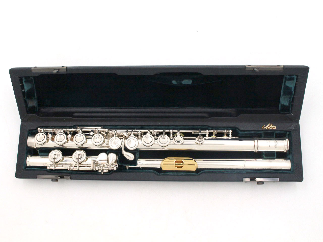 イシバシ楽器 | ギター、アコギ、管楽器などを扱う全国12店舗の楽器店