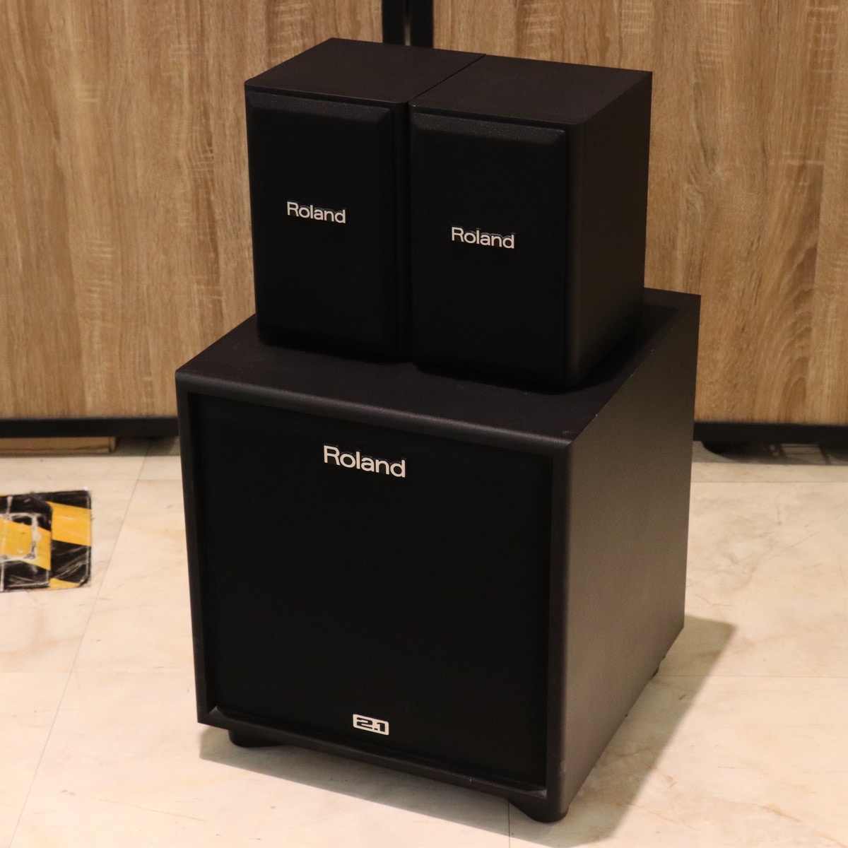 中古】Roland / CM-220 【梅田店】 | パワードモニター | イシバシ楽器