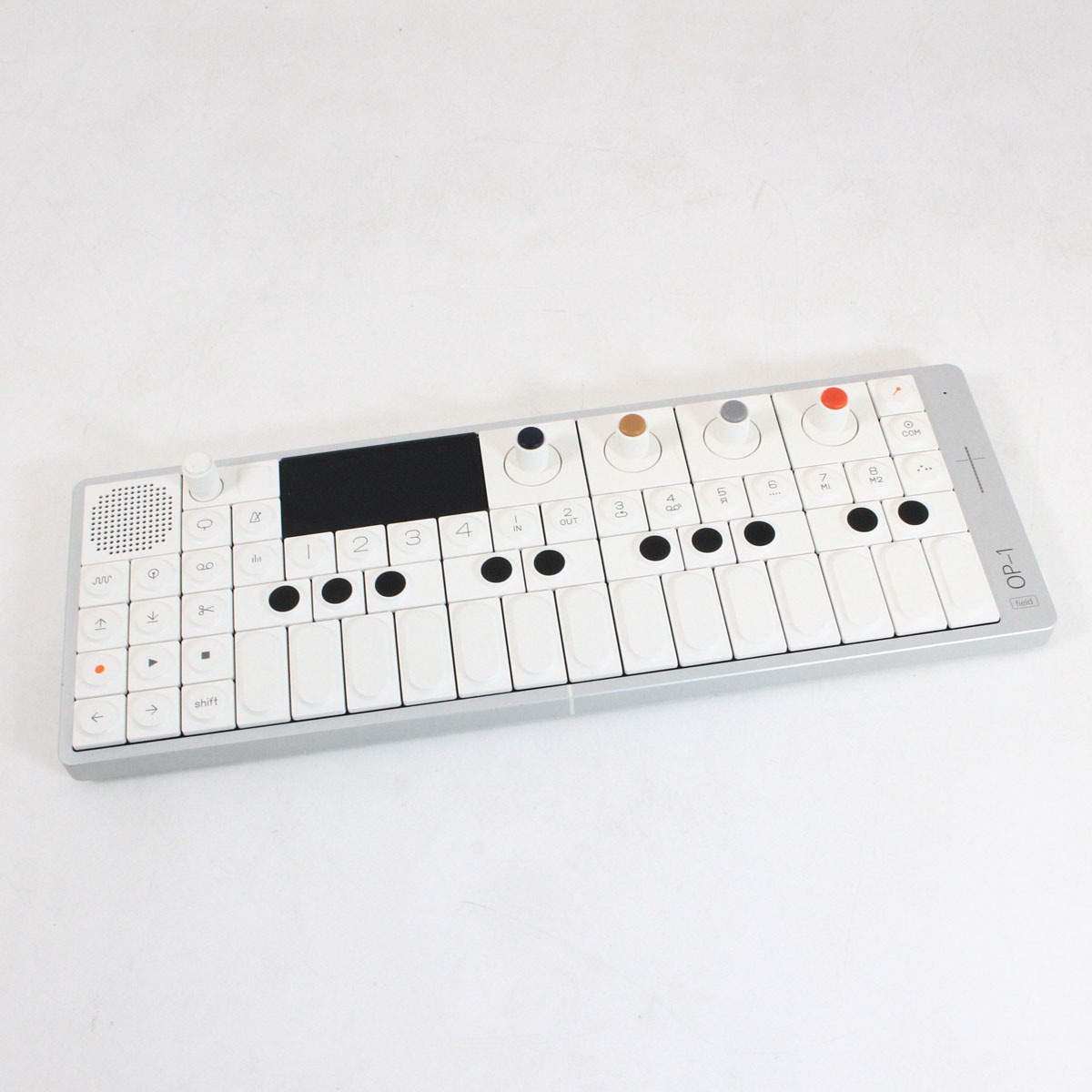 中古】TEENAGE ENGINEERING / OP-1 Field 【渋谷店】 | リズムマシン