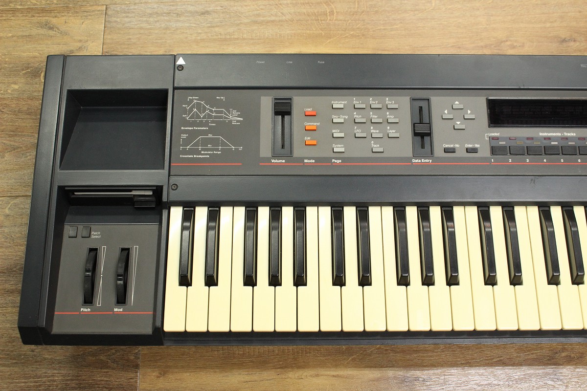 中古】 ENSONIQ / EPS Performance Sampler 【キーボードマート新宿
