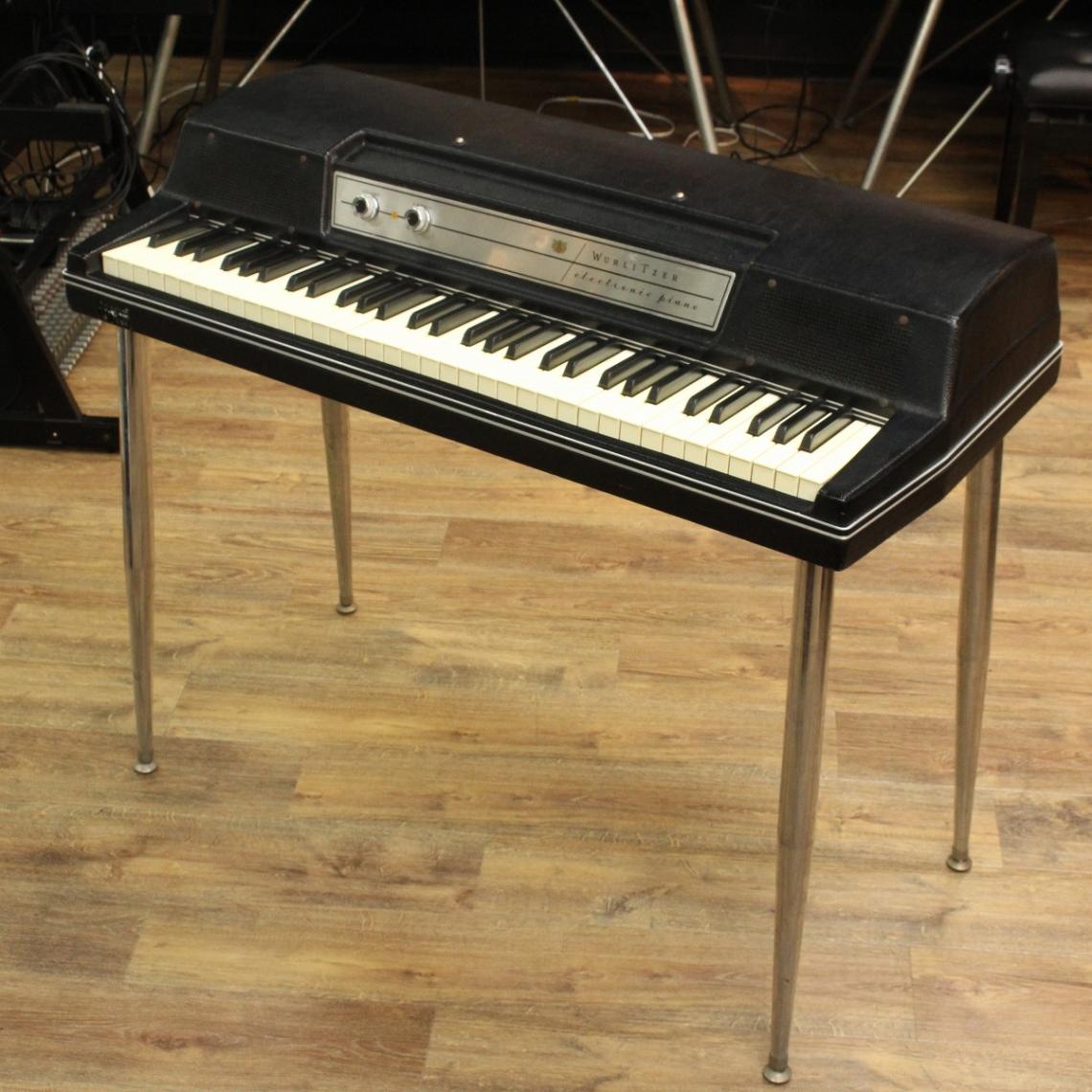 中古】 WURLITZER / 200A 1977 S.105254L【VINTAGE】 【送料別途お